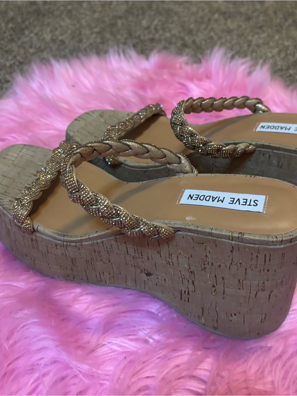 Steve Madden Danya Gold Rhinestone Platform Wedges Size 9